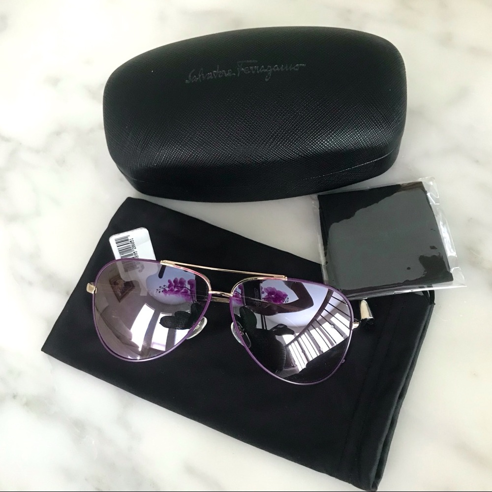 NWOT Salvatore Ferragamo Aviator Sunglasses